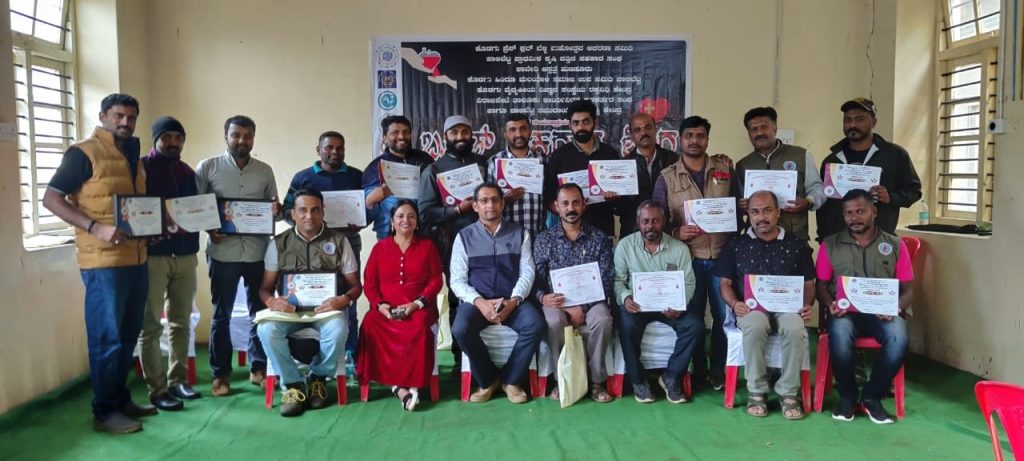 *ಪಾಲಿಬೆಟ್ಟದಲ್ಲಿ ಪತ್ರಕರ್ತರು ಸೇರಿದಂತೆ 50 ಮಂದಿಯಿಂದ ರಕ್ತದಾನ*