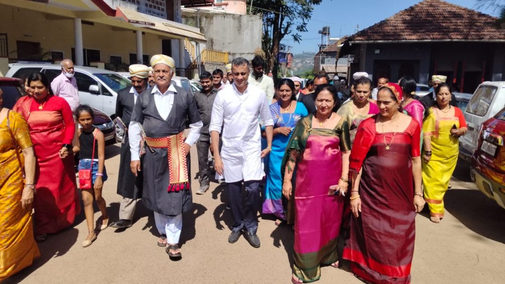 *ಕೊಡಗಿಗೆ ಬರುವ ಪ್ರವಾಸಿಗರಿಗೆ ಕೊಡವರ ಕೊಡುಗೆಗಳನ್ನು ತಿಳಿಸಿ*