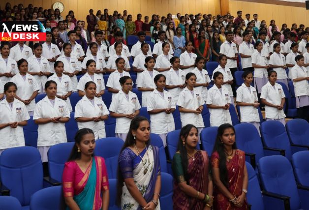 *ಕೊಡಗು ವೈದ್ಯಕೀಯ ವಿಜ್ಞಾನಗಳ ಸಂಸ್ಥೆಯ ಸರ್ಕಾರಿ ಶುಶ್ರೂಷಾ ಕಾಲೇಜು ಮಡಿಕೇರಿಯಲ್ಲಿ ನರ್ಸಿಂಗ್ ವಿದ್ಯಾರ್ಥಿಗಳ ದೀಪ ಬೆಳಗುವಿಕೆ ಮತ್ತು ಪ್ರತಿಜ್ಞಾ ವಿಧಿ ಕಾರ್ಯಕ್ರಮ*