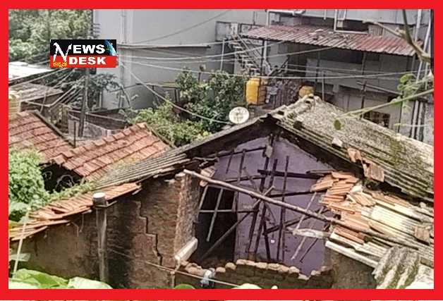 *ಸುಂಟಿಕೊಪ್ಪ : ಮನೆಯ ಗೋಡೆ ಕುಸಿತ*
